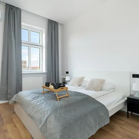 Klimatyzowane I Stylowe W Poznaniu Blisko Parku By Renters Lejlighed