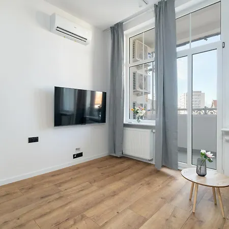 Klimatyzowane I Stylowe W Poznaniu Blisko Parku By Renters Lejlighed Poznań