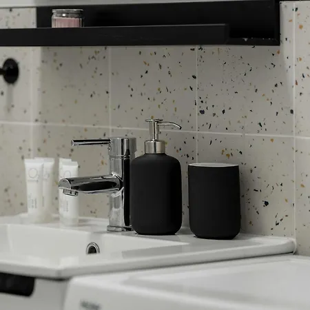Klimatyzowane I Stylowe W Poznaniu Blisko Parku By Renters *